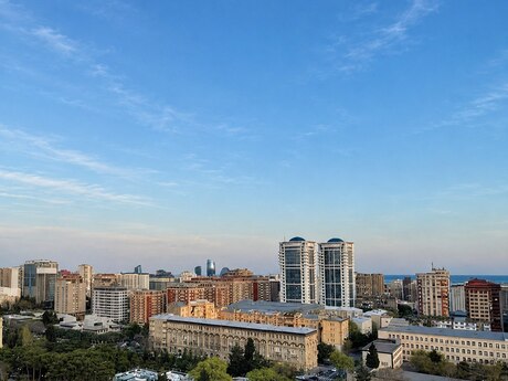 4 otaq · 200 m² · 12/16 mərtəbə, Nizami