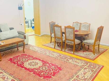 Sahildə 3 otaqlı köhnə tikili mənzil kirayə verilir, 95 m², 1 200 AZN/ay, şəkil 3 / 12