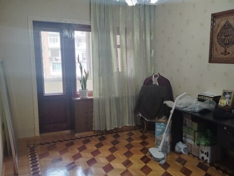 5-room old-build apartment for sale in 8-ci mikrorayon, 120 m², 325 000 AZN, photo 4 / 12