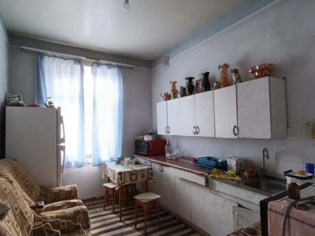 Продаётся 2-комнатная квартира в старом фонде, Azadlıq Prospekti, 68,1 м², 115 000 AZN, фото 4 / 12