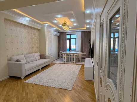 Объявление №6524682 - Баку, м. Кара Караев, 2-комн., 83 м², 10/16 этаж