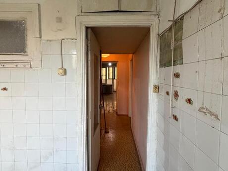 Nərimanovda 3 otaqlı köhnə tikili mənzil satılır, 70 m², 162 000 AZN, şəkil 5 / 12