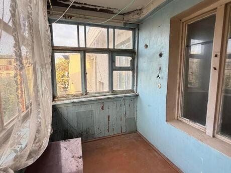 Nərimanovda 3 otaqlı köhnə tikili mənzil satılır, 70 m², 162 000 AZN, şəkil 2 / 12