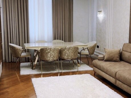 Elan №6524707 - Bakı, 8 Noyabr m., 4 otaqlı, 130 m², 12/14 mərtəbə