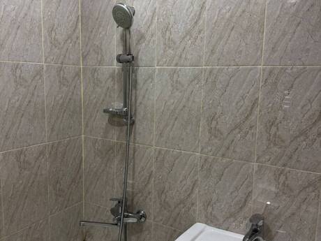 3-room new-build apartment for rent in İnşaatçılar, 75 m², 750 AZN/mo, photo 5 / 7