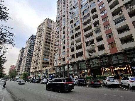 4-комн. · 164 m² · 14/18 этаж, Nəsimi