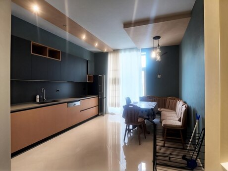 2-room new-build apartment for rent in Ağ şəhər, 97 m², 1 300 AZN/mo, photo 4 / 11