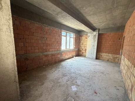 2 rooms · 80 m²