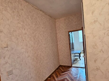 Bakıxanovda 2 otaqlı köhnə tikili mənzil kirayə verilir, 38 m², 400 AZN/ay, şəkil 2 / 9