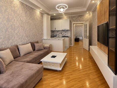 8-ci mikrorayonda 2 otaqlı yeni tikili mənzil kirayə verilir, 68 m², 900 AZN/ay, şəkil 4 / 10
