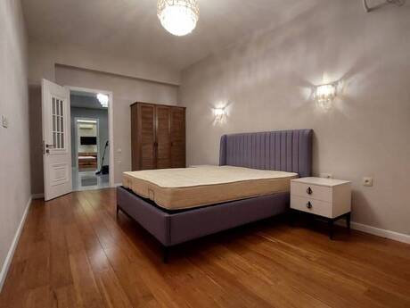 3-room new-build apartment for sale in Elmlər Akademiyası, 130 m², 380 000 AZN, photo 4 / 9