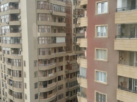 4 rooms · 265 m² · floor 9/17, 28 May