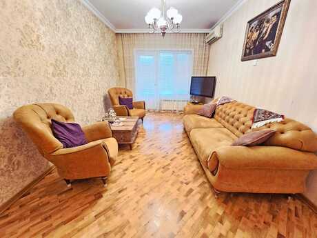 Nəsimidə 4 otaqlı köhnə tikili mənzil satılır, 84 m², 285 000 AZN, şəkil 5 / 12