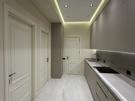 2-room apartment, 64 m², Renessans Palace, 328 000 AZN