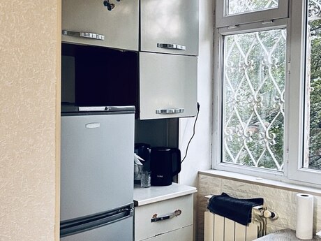 Əmircanda 2 otaqlı köhnə tikili mənzil kirayə verilir, 48 m², 650 AZN/ay, şəkil 2 / 12