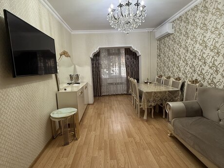 Объявление №6524923 - Баку, м. Ахмедлы, 3-комн., 80 м², 1/9 этаж