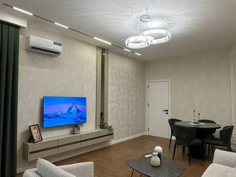 Продаётся 3-комнатная квартира в новостройке, Nəsimi, 90 м², 358 000 AZN, фото 2 / 12