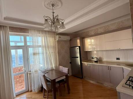 Сдаётся 4-комнатная квартира в новостройке, Badamdar, 180 м², 1 200 AZN/мес, фото 2 / 12
