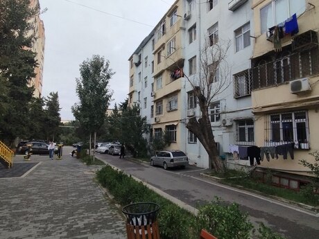 1 otaq · 37 m² · 5/5 mərtəbə, Memar Əcəmi