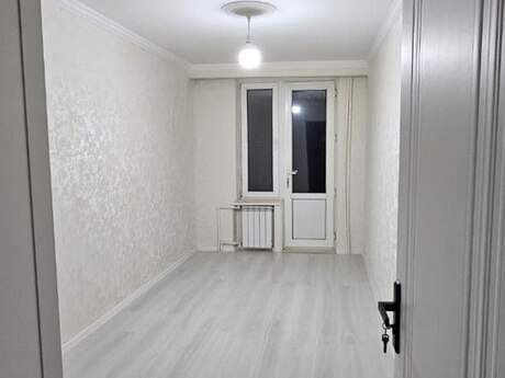 Neftçilərdə 2 otaqlı köhnə tikili mənzil satılır, 50 m², 142 000 AZN, şəkil 4 / 9