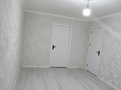 Neftçilərdə 2 otaqlı köhnə tikili mənzil satılır, 50 m², 142 000 AZN, şəkil 3 / 9