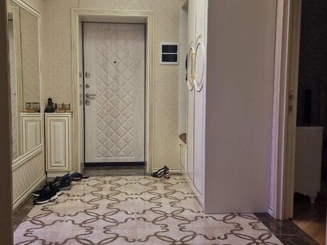 Сдаётся 3-комнатная квартира в старом фонде, Nərimanov, 85 м², 1 000 AZN/мес, фото 4 / 10