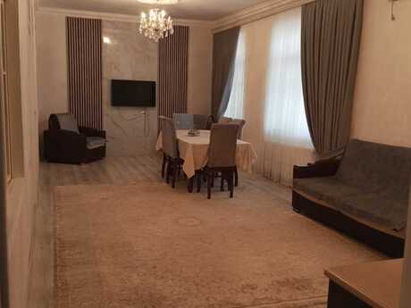 4-комн. · 130 m², İnşaatçılar
