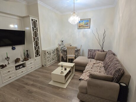 Elan №6525076 - Bakı, Nəsimi r., 2 otaqlı, 65 m², 11/16 mərtəbə