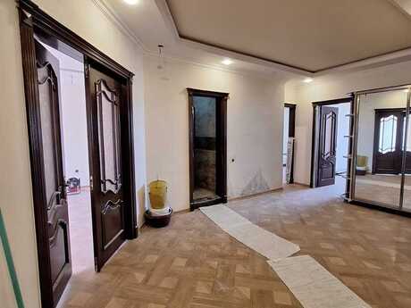 Продаётся 3-комнатная квартира в новостройке, Elmlər Akademiyası, 160 м², 360 000 AZN, фото 3 / 12