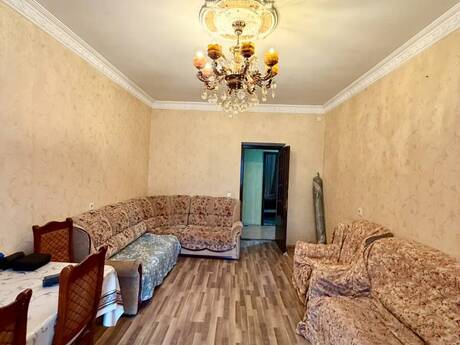 Qara Qarayevdə 2 otaqlı köhnə tikili mənzil satılır, 60 m², 175 000 AZN, şəkil 4 / 12