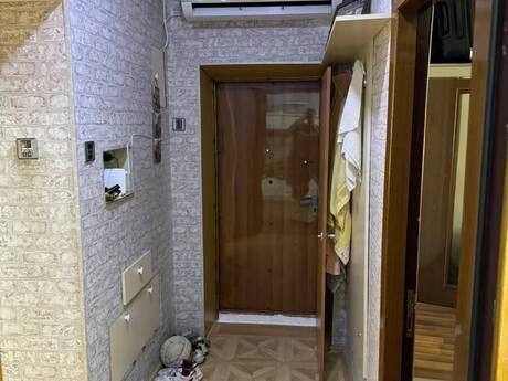 Neftçilərdə 3 otaqlı köhnə tikili mənzil satılır, 68 m², 189 000 AZN, şəkil 3 / 12