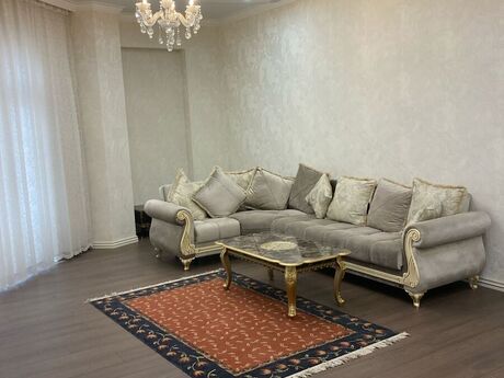 Elan №6525152 - Bakı, Ağ şəhər q., 3 otaqlı, 128 m², 3/7 mərtəbə