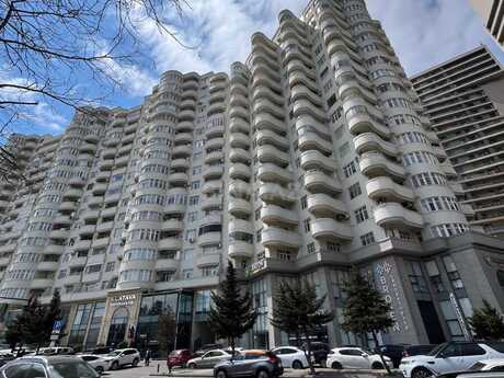 3 rooms · 160 m²