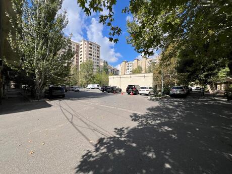 Продаётся 3-комнатная квартира в старом фонде, Bakıxanov, 67 м², 178 000 AZN, фото 3 / 12