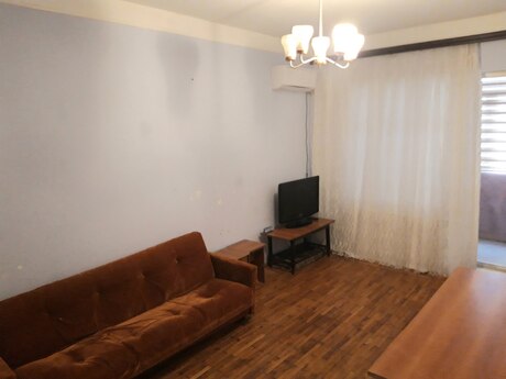 Şah İsmayıl Xətaidə 2 otaqlı köhnə tikili mənzil kirayə verilir, 37 m², 300 AZN/ay, şəkil 2 / 10