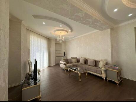 Ağ şəhərdə 3 otaqlı yeni tikili mənzil kirayə verilir, 130 m², 2 000 AZN/ay, şəkil 2 / 10
