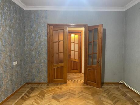Сдаётся 4-комнатная квартира в старом фонде, 28 May, 90 м², 700 AZN/мес, фото 3 / 12