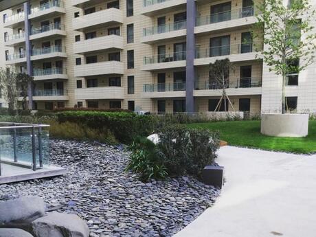 4-room new-build apartment for rent in Port Baku Residence, 190 m², 5 000 AZN/mo, photo 2 / 12