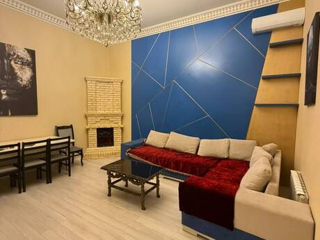 Elan №6525367 - Bakı, Sahil m., 5 otaqlı, 172 m², 3/3 mərtəbə