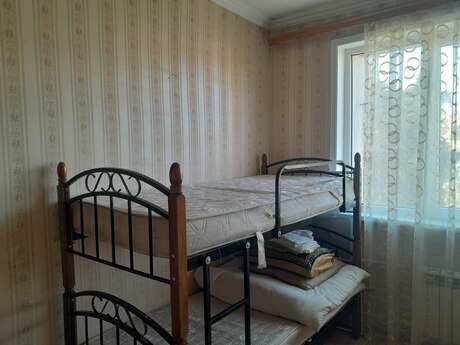 1-room old-build apartment for rent in Azadlıq Prospekti, 18 m², 200 AZN/mo, photo 2 / 12