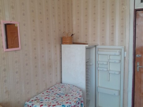 1-room old-build apartment for rent in Azadlıq Prospekti, 18 m², 200 AZN/mo, photo 4 / 12