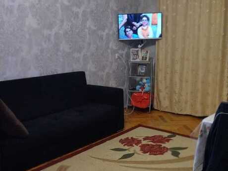 Elan №6525402 - Bakı, Elmlər Akademiyası m., 2 otaqlı, 53 m², 4/5 mərtəbə