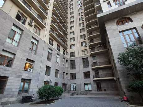 3 rooms · 168 m² · floor 9/16, ABU Park