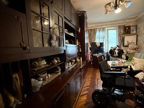 2-room old-build apartment for sale in Həzi Aslanov, 64 m², 130 000 AZN, photo 3 / 9