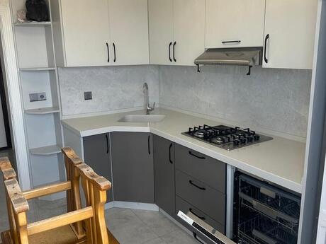 2-room new-build apartment for rent in Əhmədli, 70 m², 700 AZN/mo, photo 2 / 9