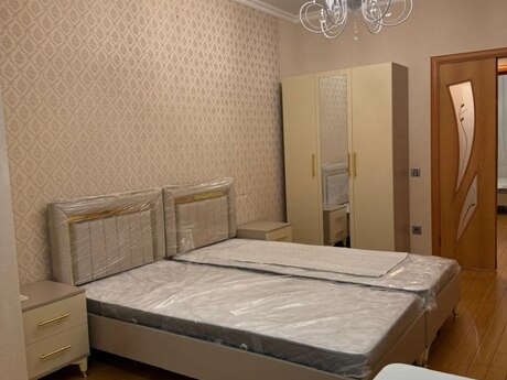 Nəriman Nərimanovda 2 otaqlı köhnə tikili mənzil kirayə verilir, 85 m², 500 AZN/ay, şəkil 2 / 11