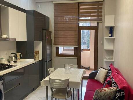Elan №6525552 - Bakı, 20 Yanvar m., 2 otaqlı, 84 m², 2/19 mərtəbə
