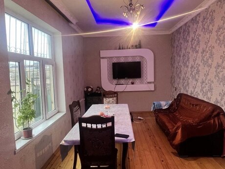 Elan №6525574 - Bakı, Binəqədi q., 3 otaqlı, 75 m²