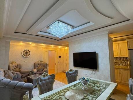 İnşaatçılarda 4 otaqlı yeni tikili mənzil satılır, 110 m², 248 000 AZN, şəkil 2 / 9