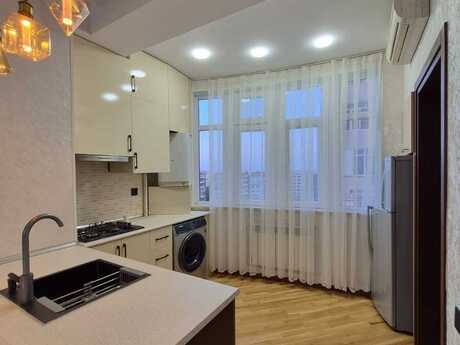Azadlıq Prospektidə 3 otaqlı yeni tikili mənzil satılır, 67 m², 222 000 AZN, şəkil 2 / 12